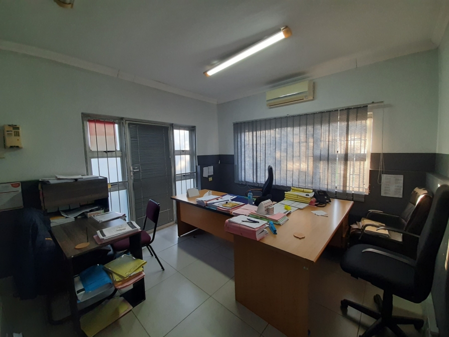 To Let commercial Property for Rent in Berea Eastern Cape